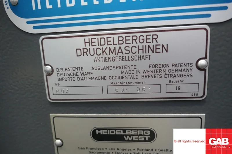  Б/у двух красочной офсетной печатной машины-heidelbergg