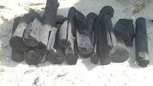 
Wholesale Price 5-30cm Hard Wood Briquette Black Sawdust Charcoal For Barbecue (BBQ) and Warm 