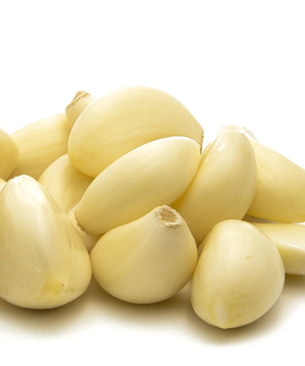 
Fresh peeled garlic from Vietnam wholesale bulk supplier 