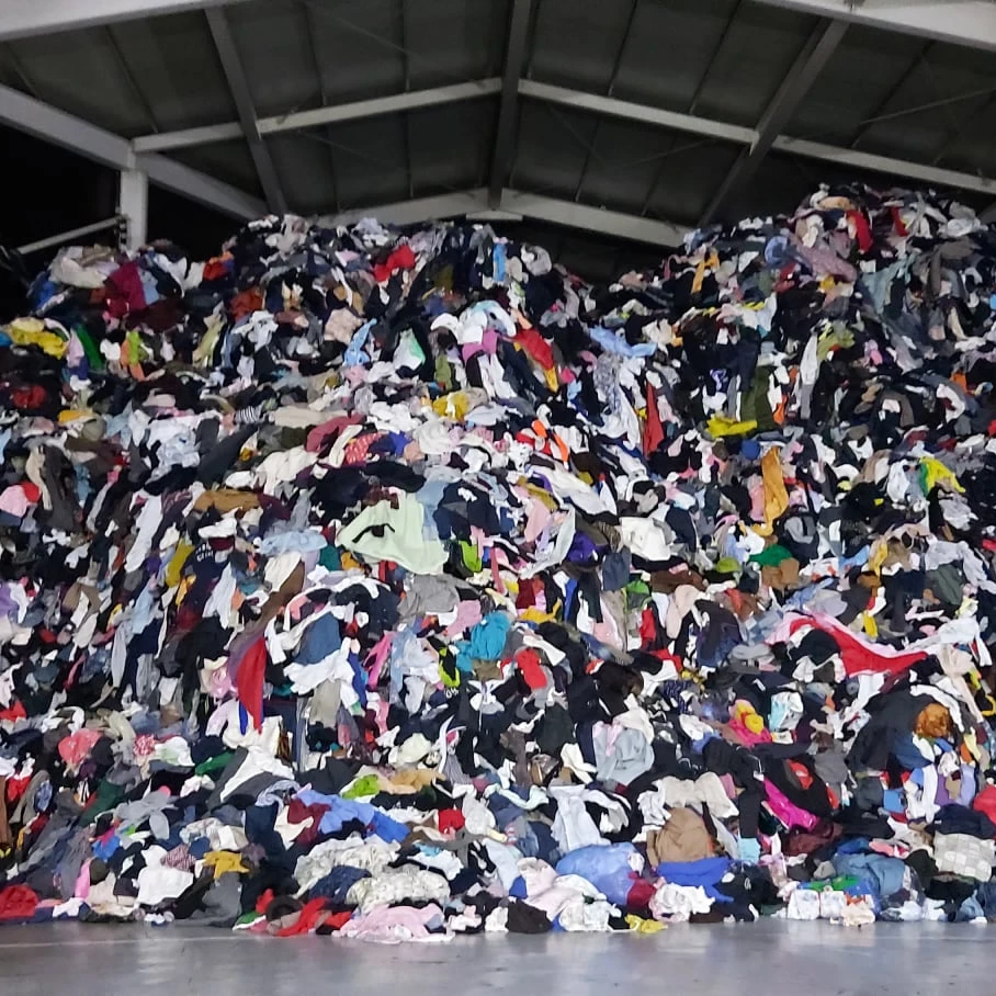 comme des garcon used cloths / second hand shoes germany / used panties