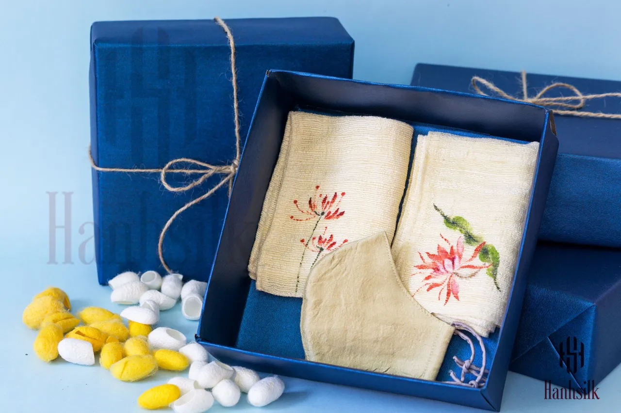 
Premium silk for skin Spa silk 100% Pure Silk Facial Beauty Face Wash Cloth/Towel from HanhSilk Vietnam 