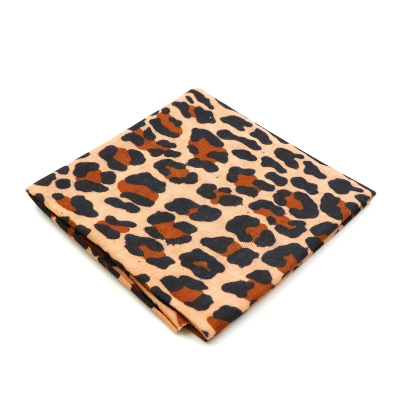 
Multifunctional Magic Microfiber Ladies Tubular Neck Gaiter Bandana 