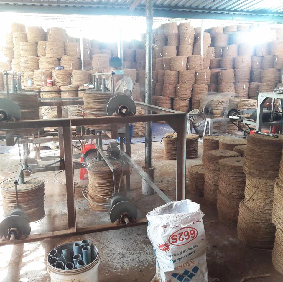 Professional Exporter With Coconut Husk Fibre Material Wholesale Coco Coir Fiber