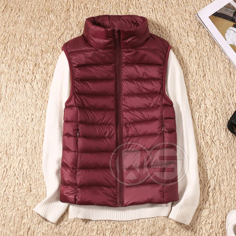 female Portable vest coat Spring autumn women 90% white duck down vest waistcoat soft warm thin Ultra Light waistcoat jacket