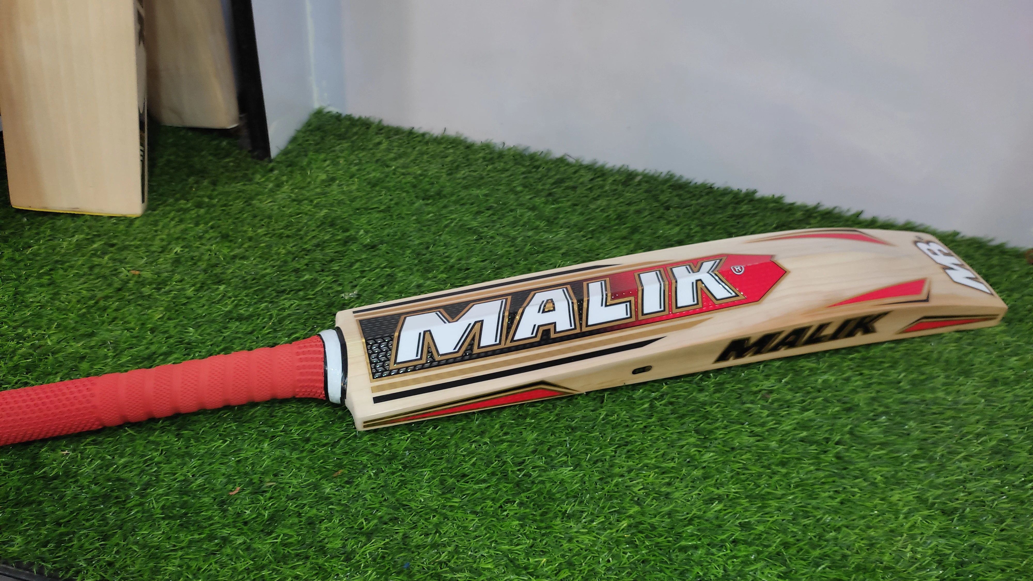 Изготовленный на заказ высокое качество стикер крикета летучей мыши MB Малик PRO EDITION