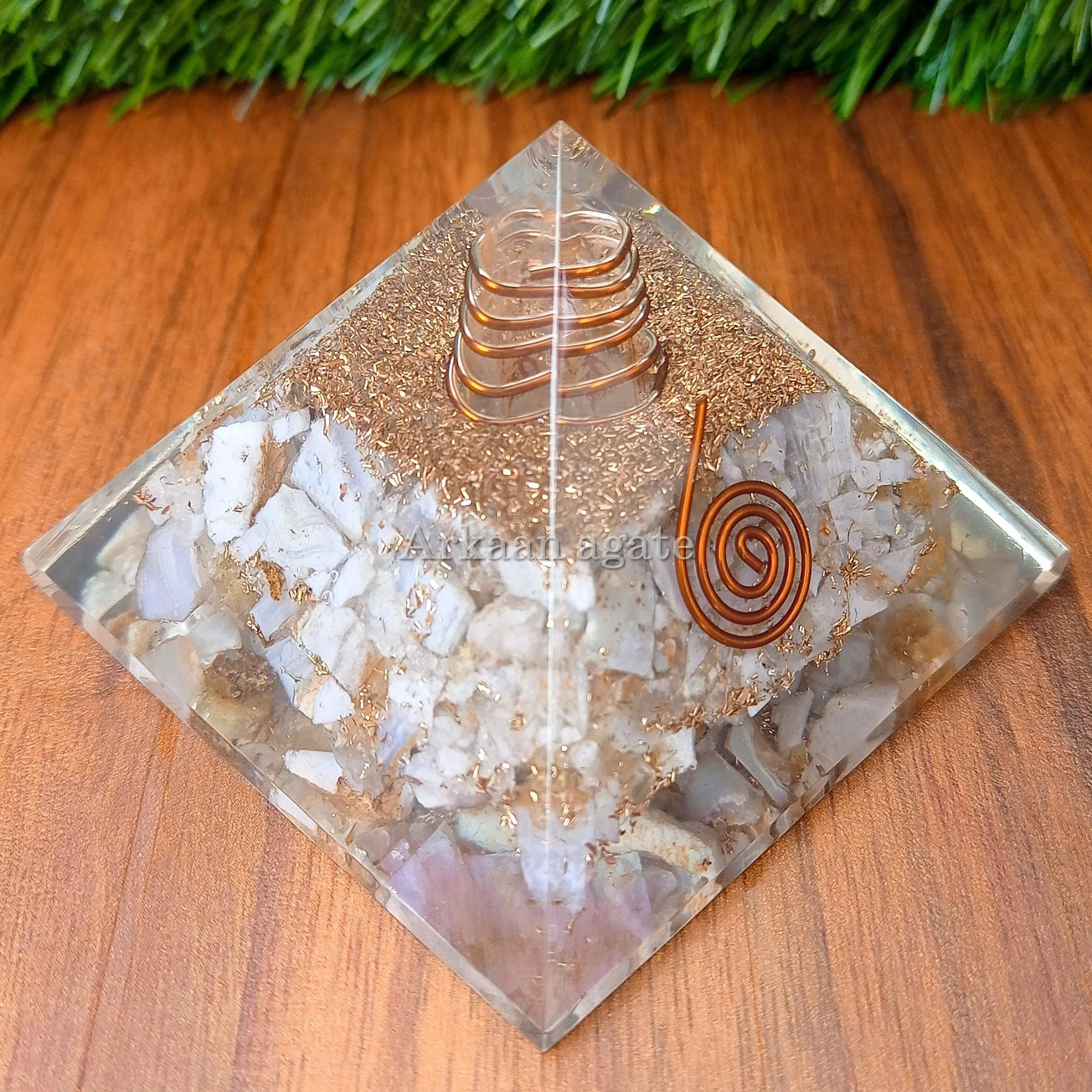 Wholesale Large Angelite Orgone Gemstone Pyramid Large Pyramid chakra crystals healing Orgone For Sale