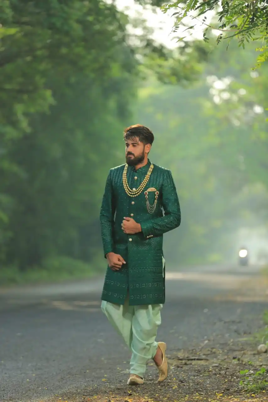 BOLLYWOOD INDIAN TRADITIONAL TREND LATEST INDO WESTERN SUIT WITH KURTA AND PAJAMA SET