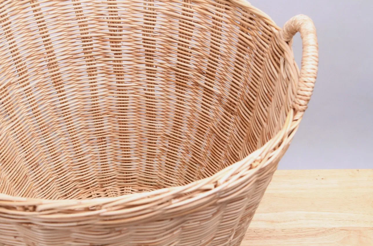 Хит продаж недорогая плетеная корзина для хранения из ротанга с ручками органайзер