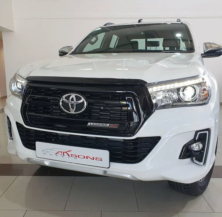  Для 2017 2018 2019 2020 2021 автомобилей подержанные автомобили Toyota Hilux дизельный пикап 4x4 в подержанных автомобилях