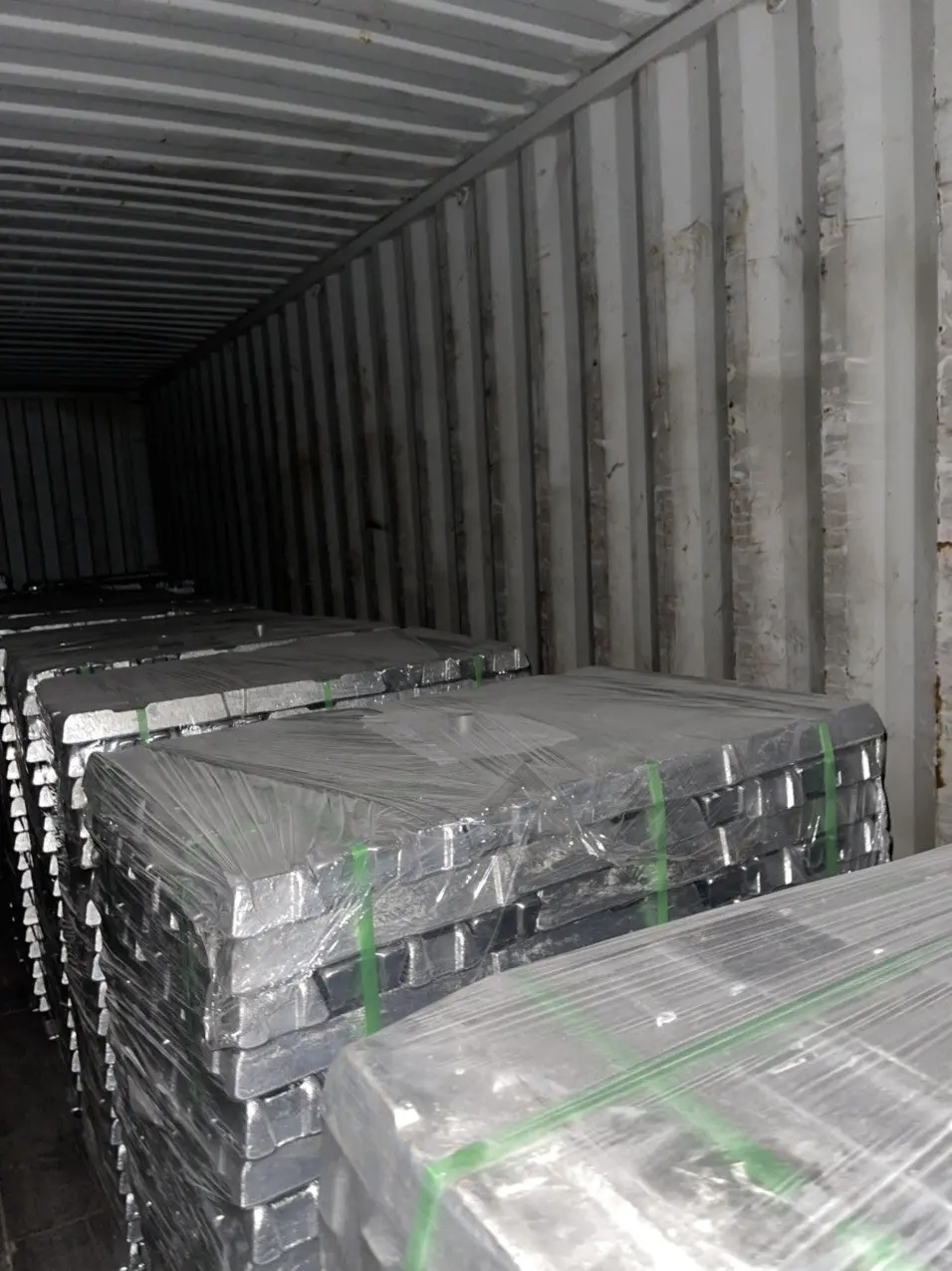 Le Bao Chau Minerals And Metallurgy 84% Purity Aluminum Alloy Ingot ADC 12 Exported Worldwide From Vietnam