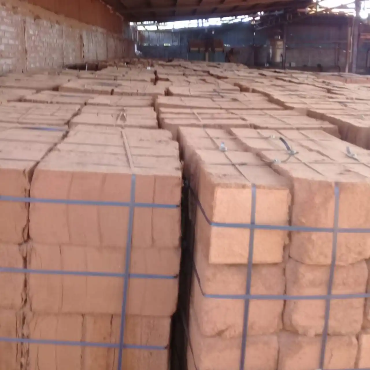 Cocopeat Coco Coir Brick / Block 5 kg High EC Indonesian Best Quality