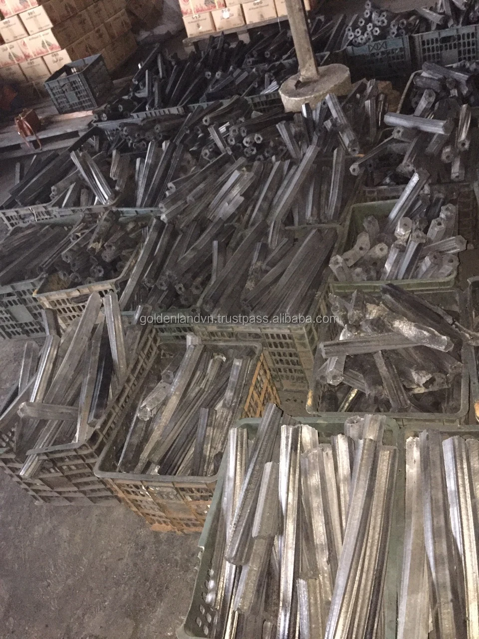 High Fixed Carbon Content And Long Burning Time Hexagonal Sawdust Briquette Charcoal