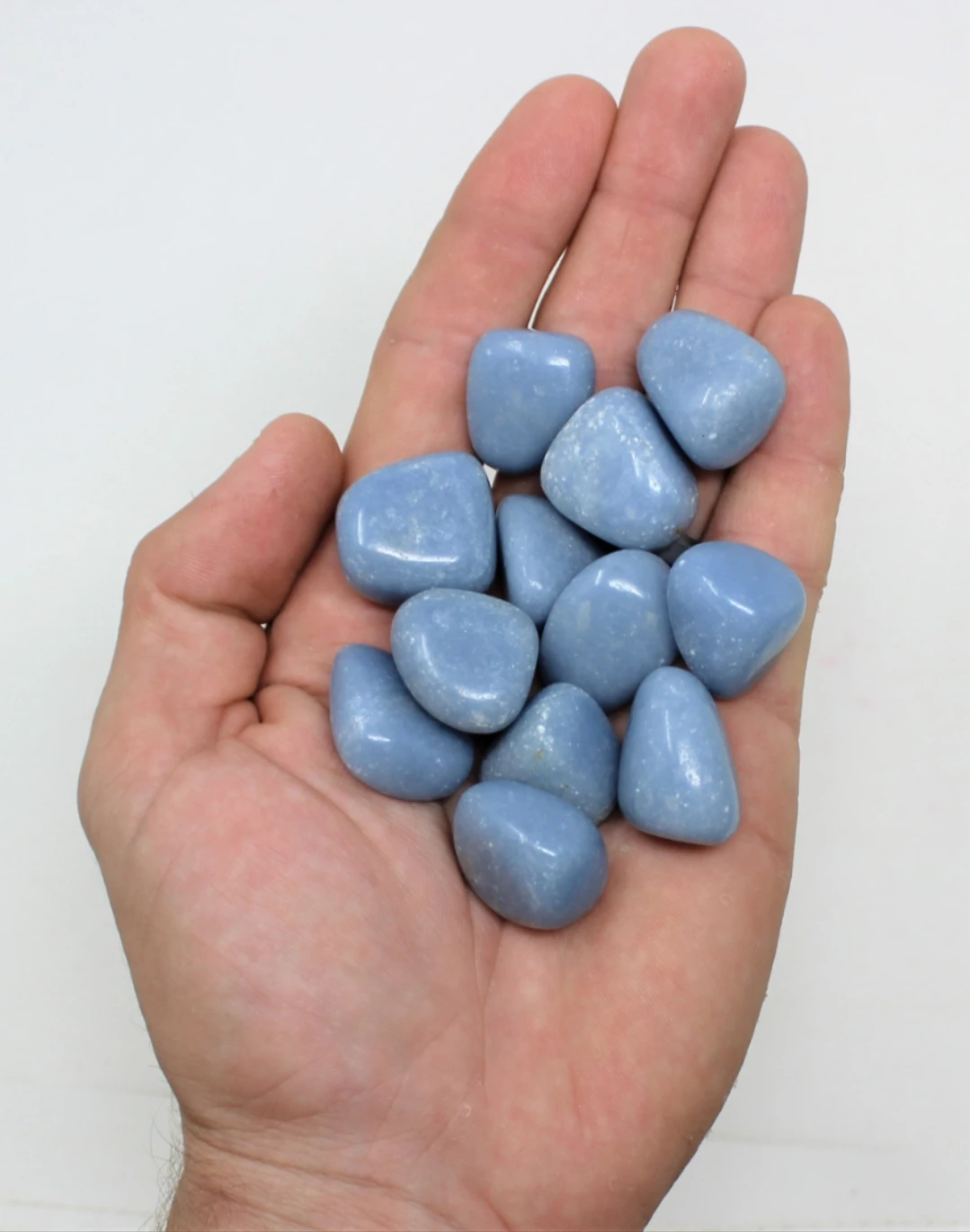 Натуральный барабанный камень ANGELITE оптовая продажа