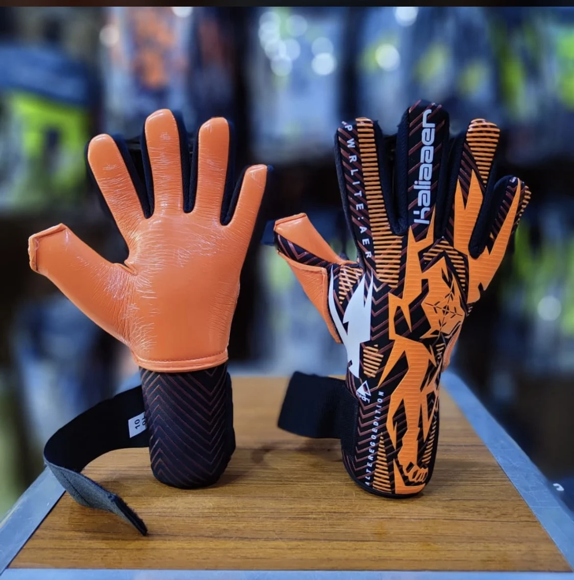 Профессиональные перчатки вратаря/высококачественные немецкие латексные 4 мм