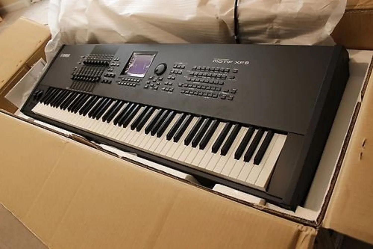 Massive new offer Motif XF8 88 key piano keyboard synthesizer