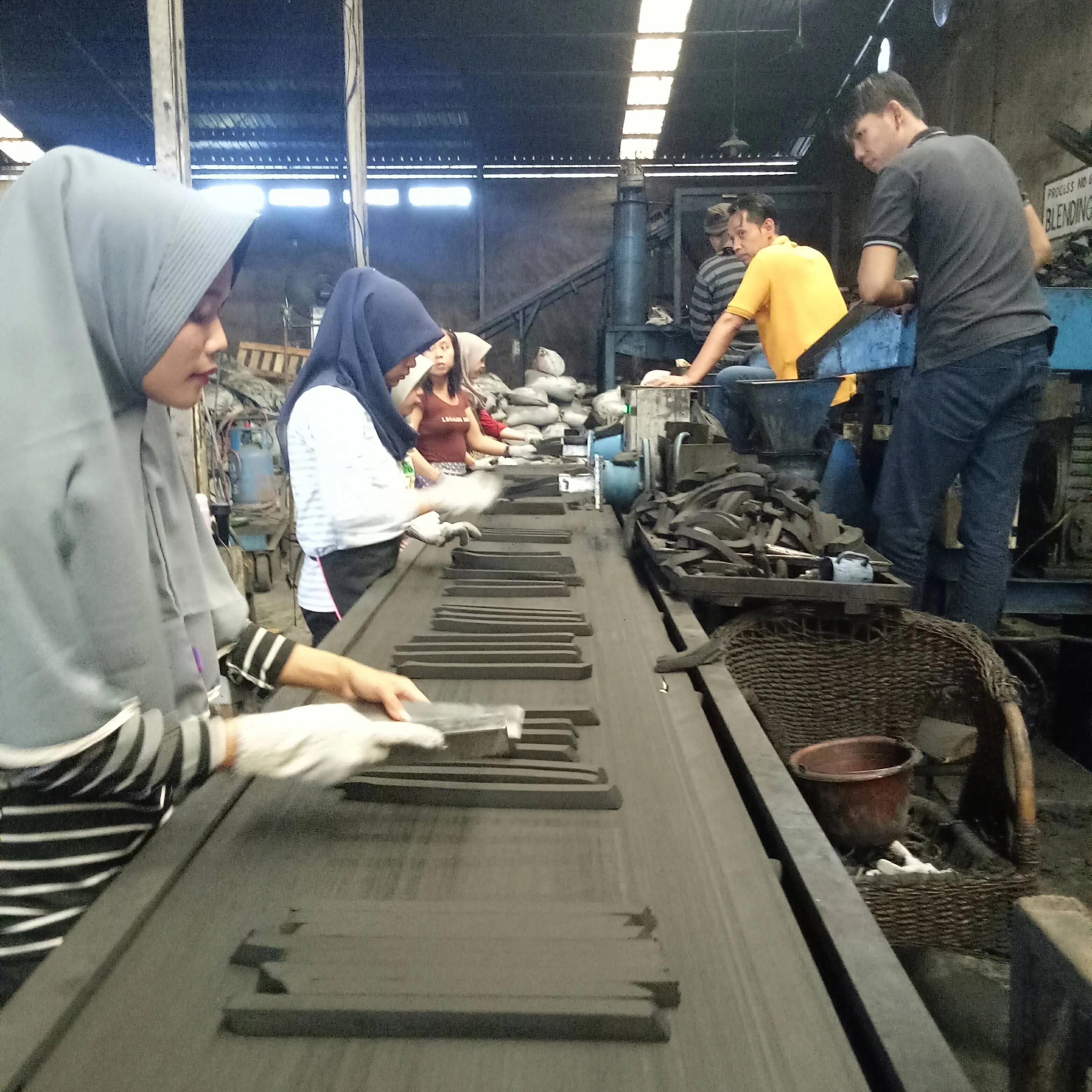 Charcoal Hookah Briquette Making Machine From Indonesia, Premium Quality