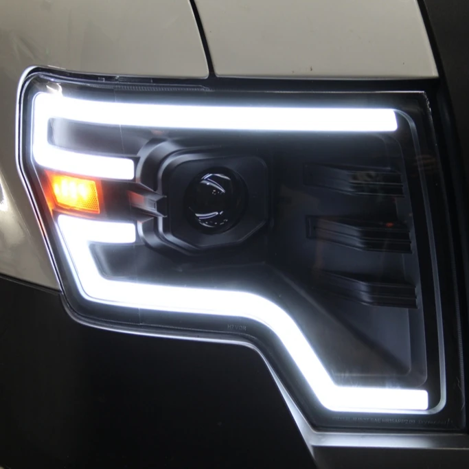 HEADLIGHTS FOR 09-13 FORD  F150 (Housing Black / Lens Clear)