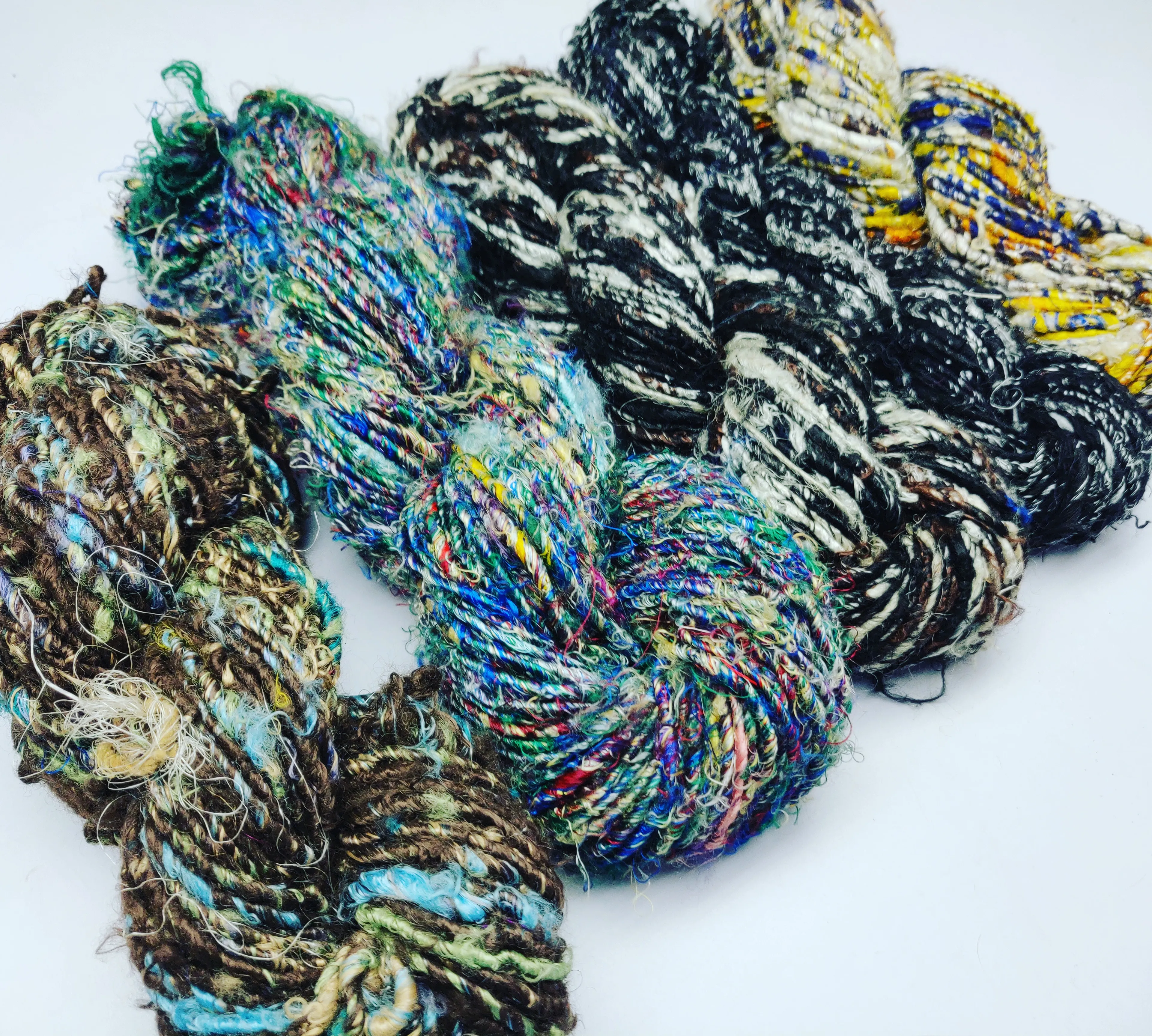 banana Yarn for Knitting and Weaving Yarn 100 Pure Ring Bag White Customized Anti Technics Item Flame Packaging Pattern Organic