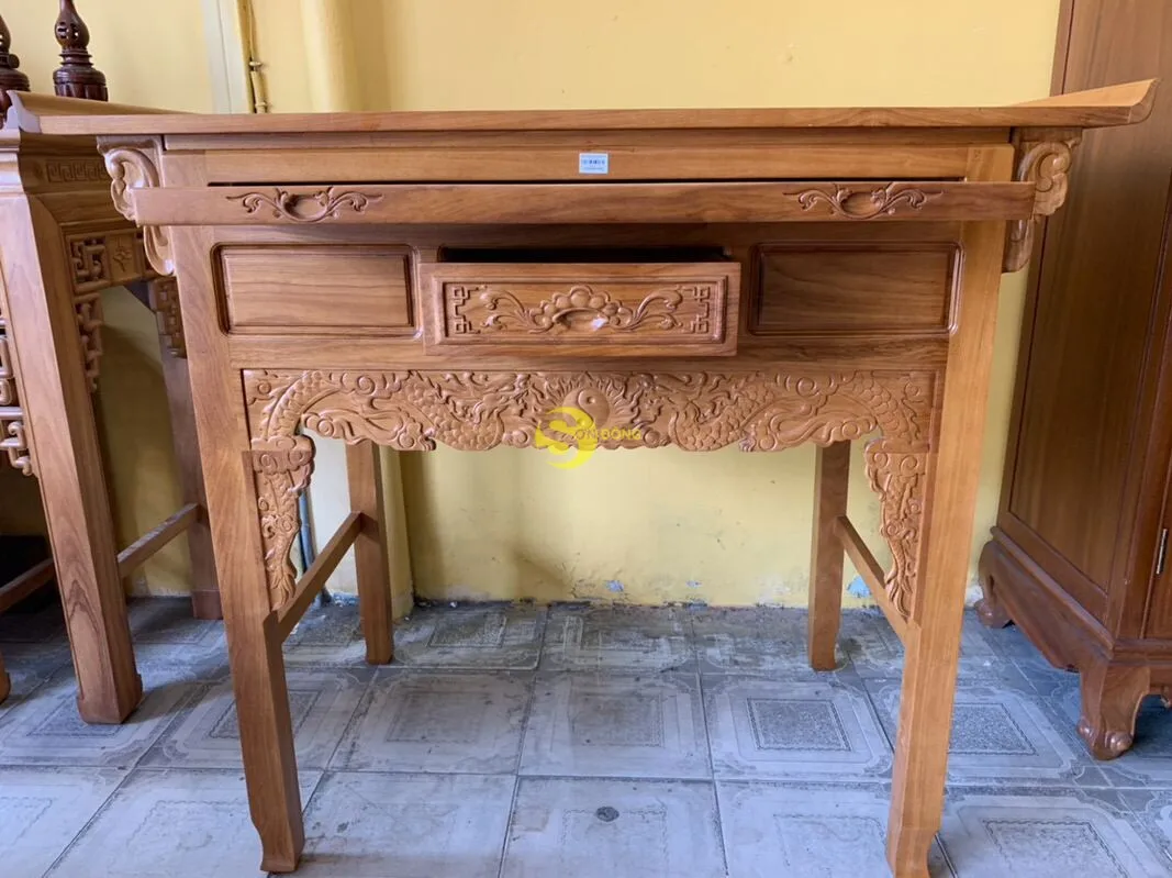 Red wooden altar carved dragon 1m54