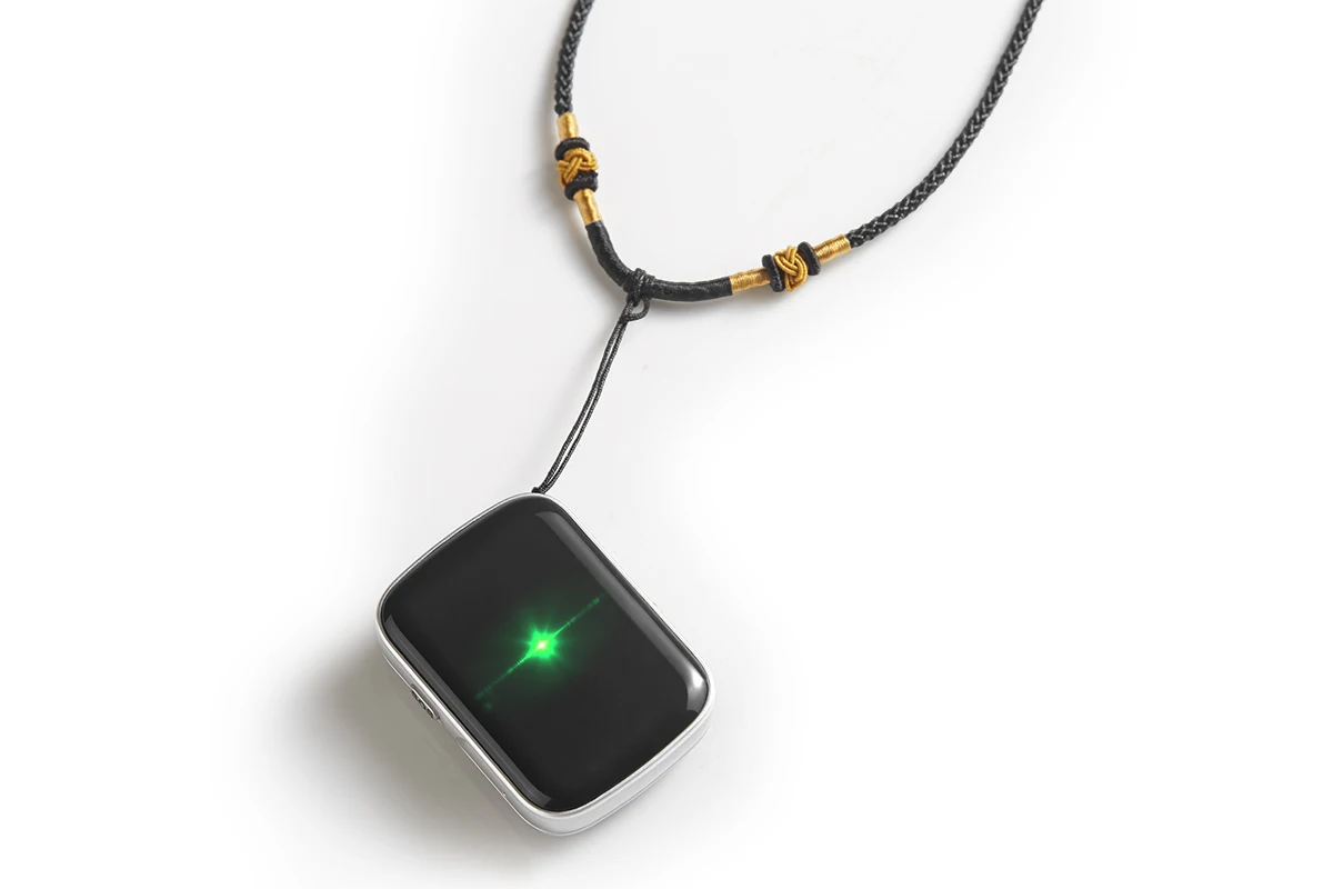 Waterproof Mini tracker, GPS + WIFI + LBS multimode precise positioning,intelligent monitoring, remote record function
