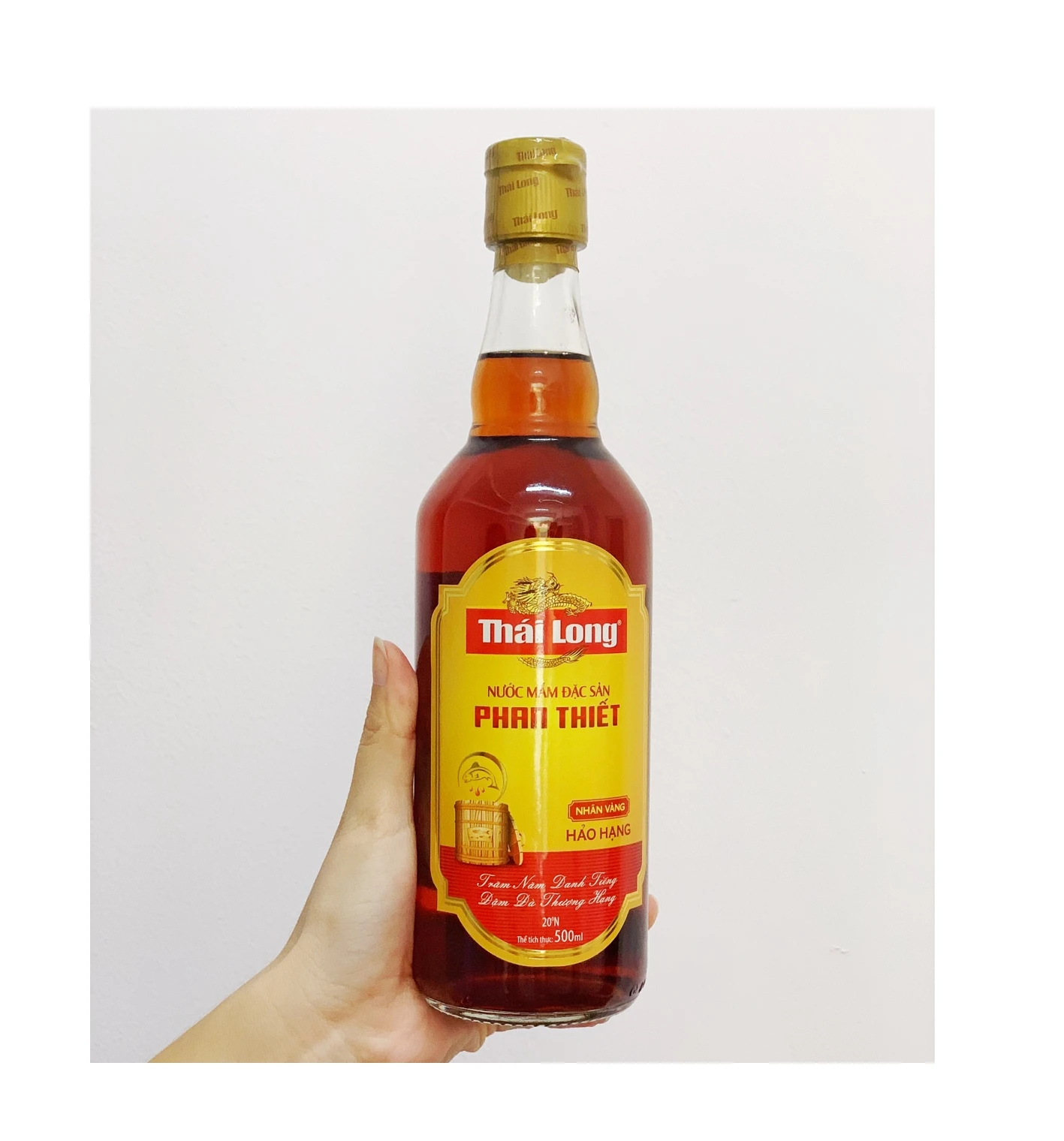 Best Seller Anchovy Fish Sauce  -  500ml glass Bottle made from Vietnam fish sauce manufacturer