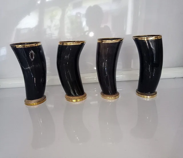  Сделанные на заказ Короткие/длинные стеклянные чашки из буйвола