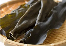
Chopped Japanese sea kelp seaweed powder with rich nourishment 