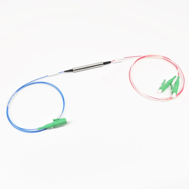 
3Ports 1310+-20nm Fiber Optical Circulator LC/APC Connectors 900um Loose Tube 