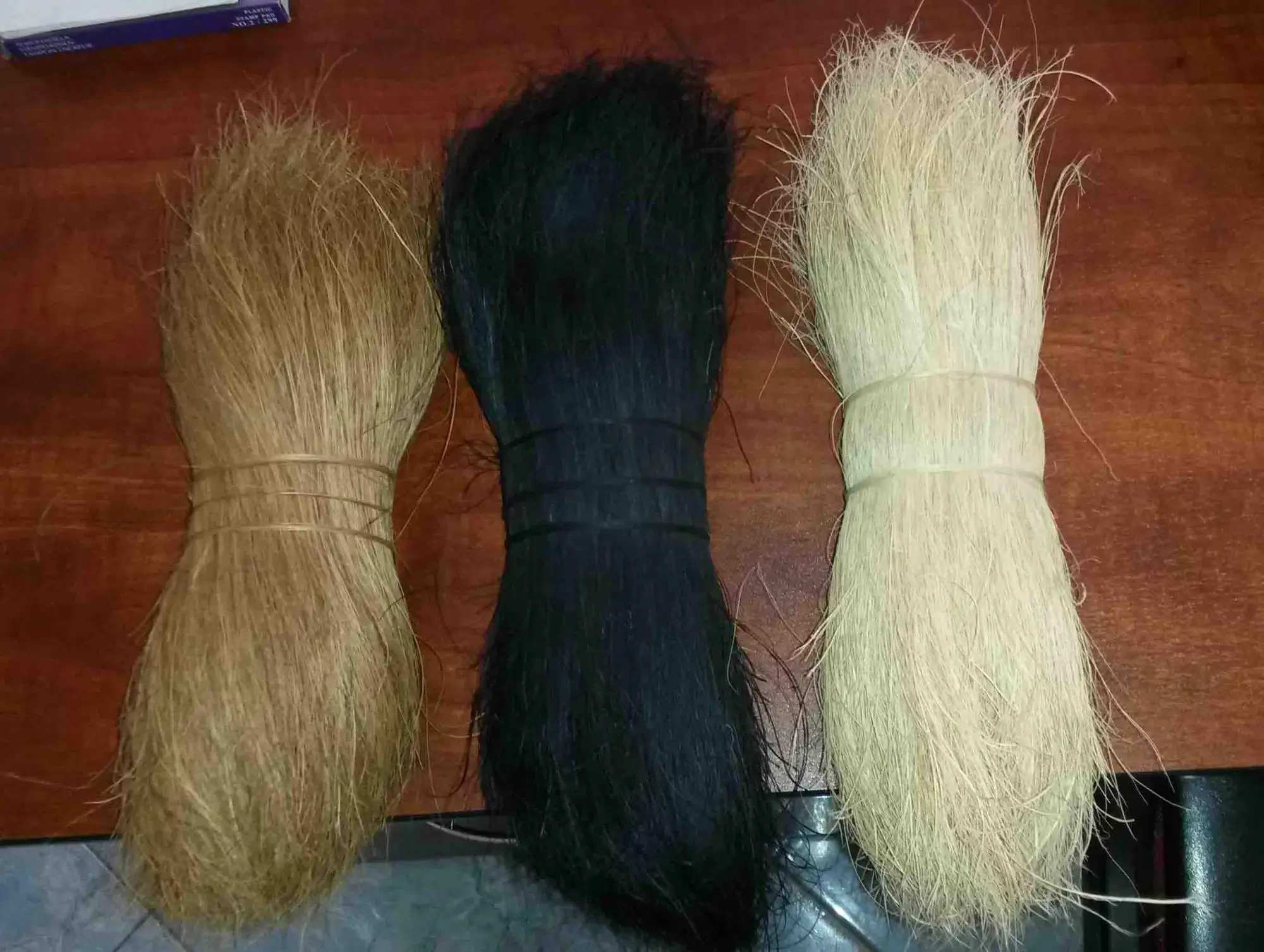  DYE BRISTLE FIBER
