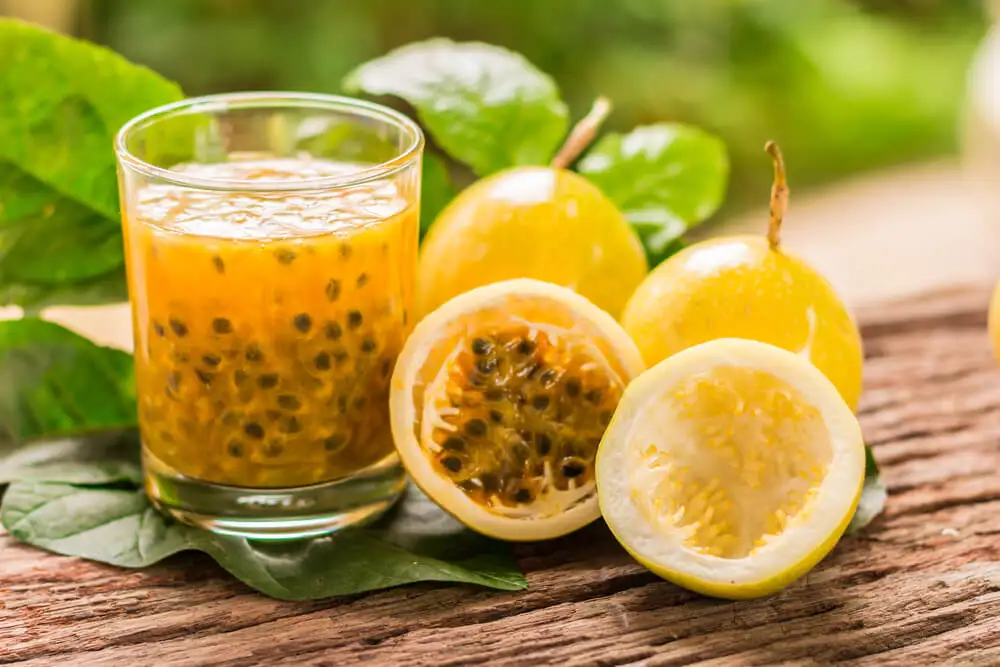 MANUFACTURER of FROZEN PASSION FRUIT JUICE WITH SEEDS/ VICKY +84 90 393 1029