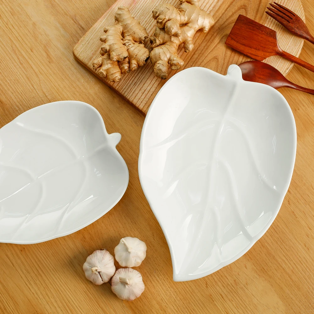OEM Leaf-shaped white porcelain plate for vegetables and fruits in the buffet from Viet Nam wholesale manufacture