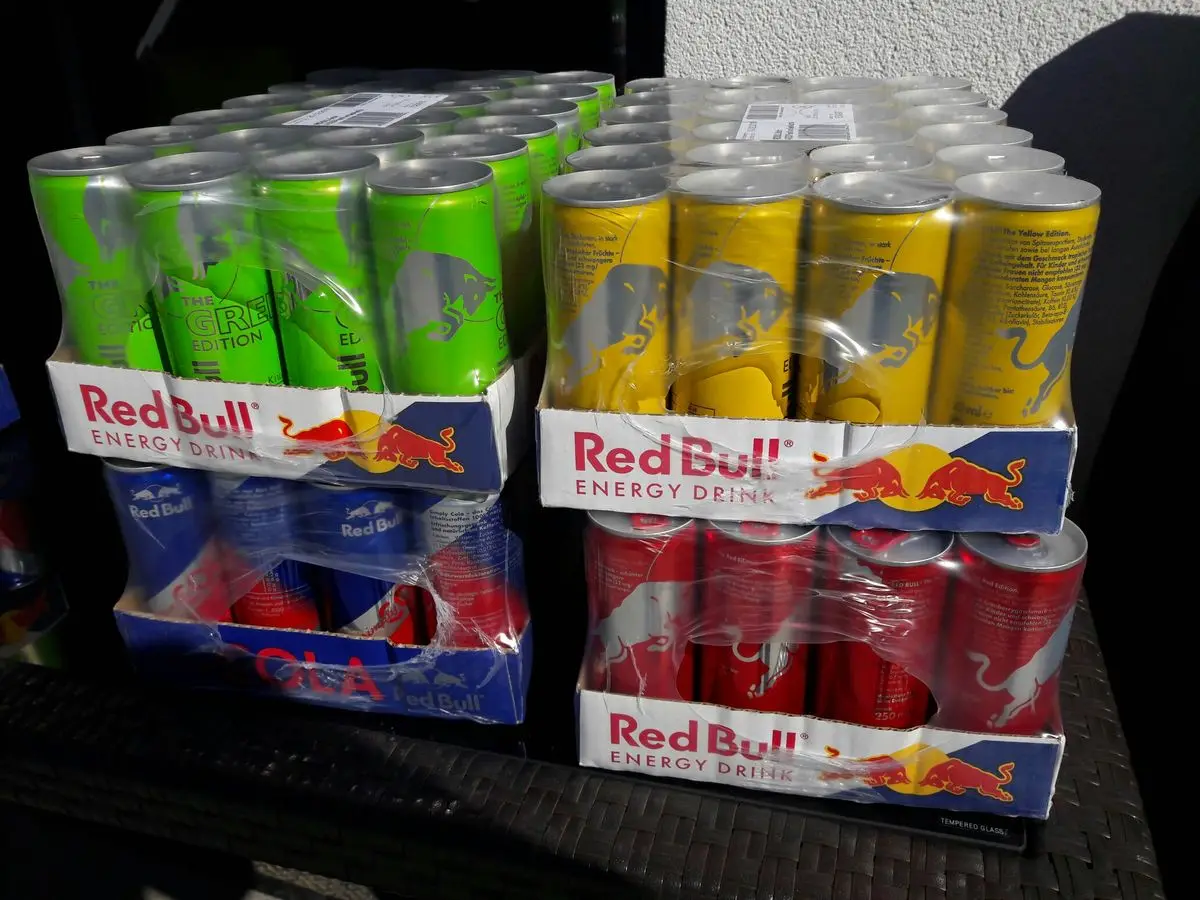 ORIGINAL Red Bull 250 ml Energy Drink from Austria wholesales