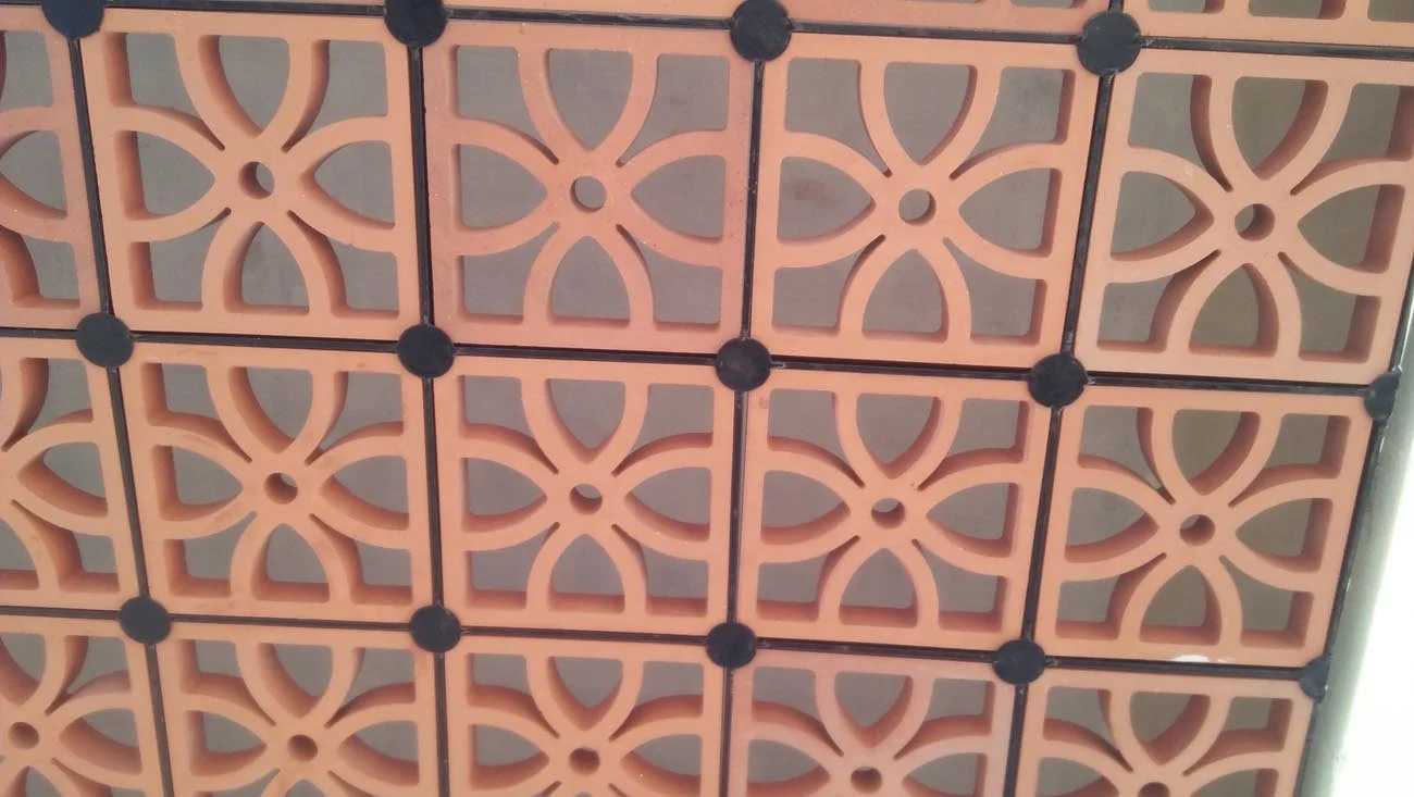 30 mm thick clay terracotta hollow blocks and bricks Jaali tiles used for ceiling in red natural terracotta petal 200X200mm