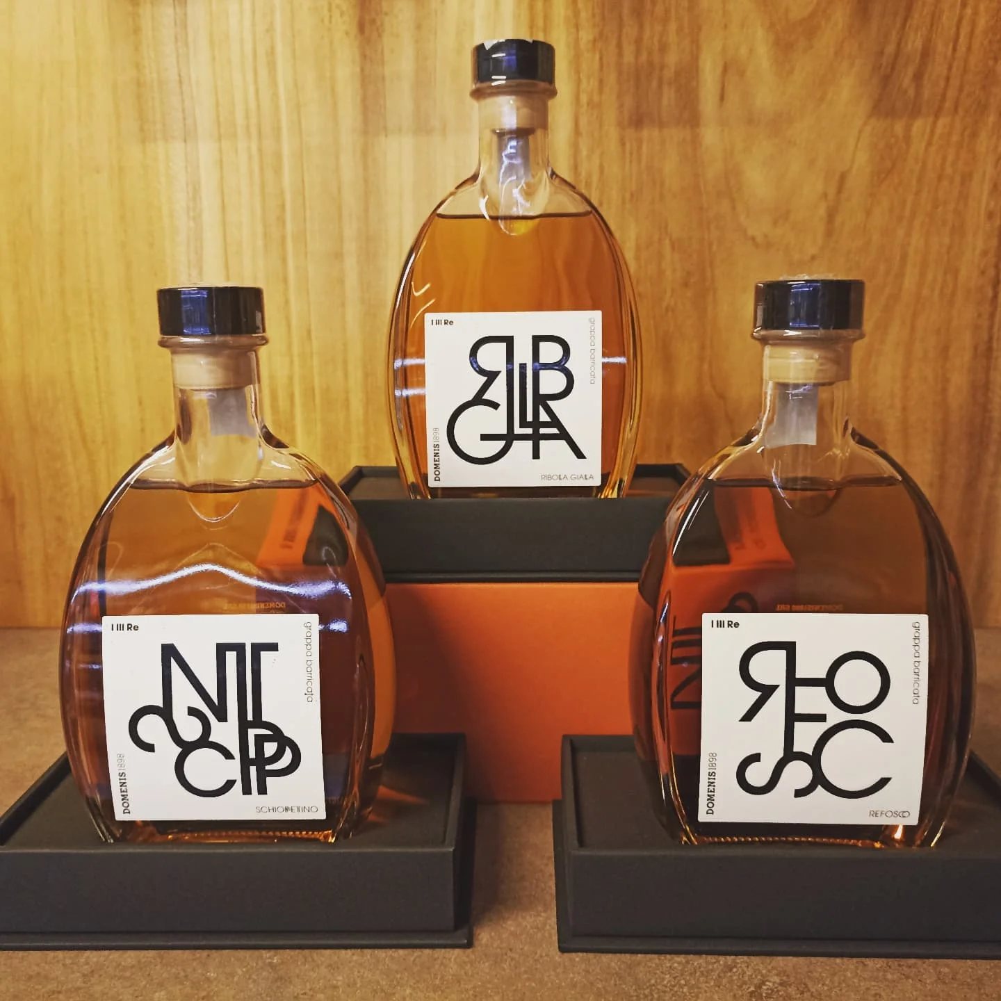 Top Quality Awarded Italian Barrique Aged Grappa I III RE Ribolla gialla in unique box 70cl