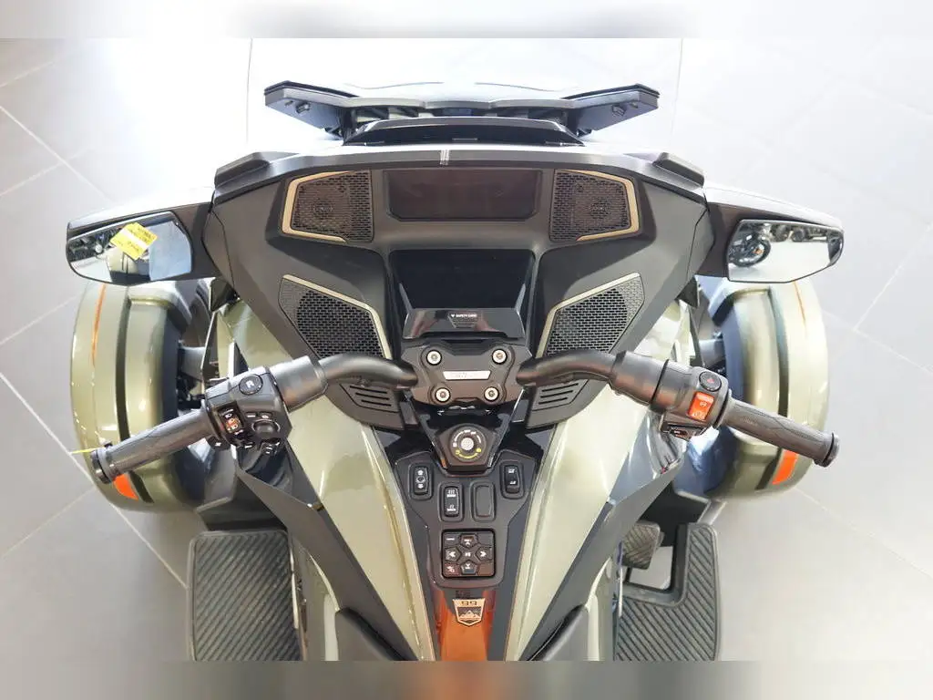 Spyder RT море Ce 60V для мотокросса езды на мотоцикле бесщеточный Азии 270 мм диски с Brembo 4-поршневого фиксированной суппорты газ/дизель 200 -