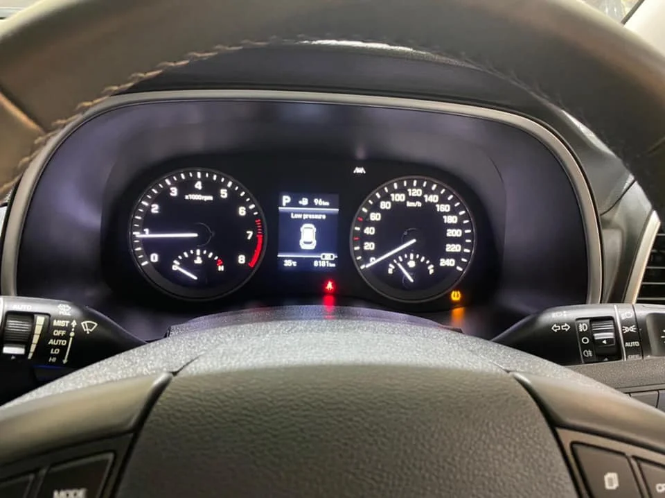 Quality Second Hand /Used 2012 Toyota Hiace Super GL Available Full Option