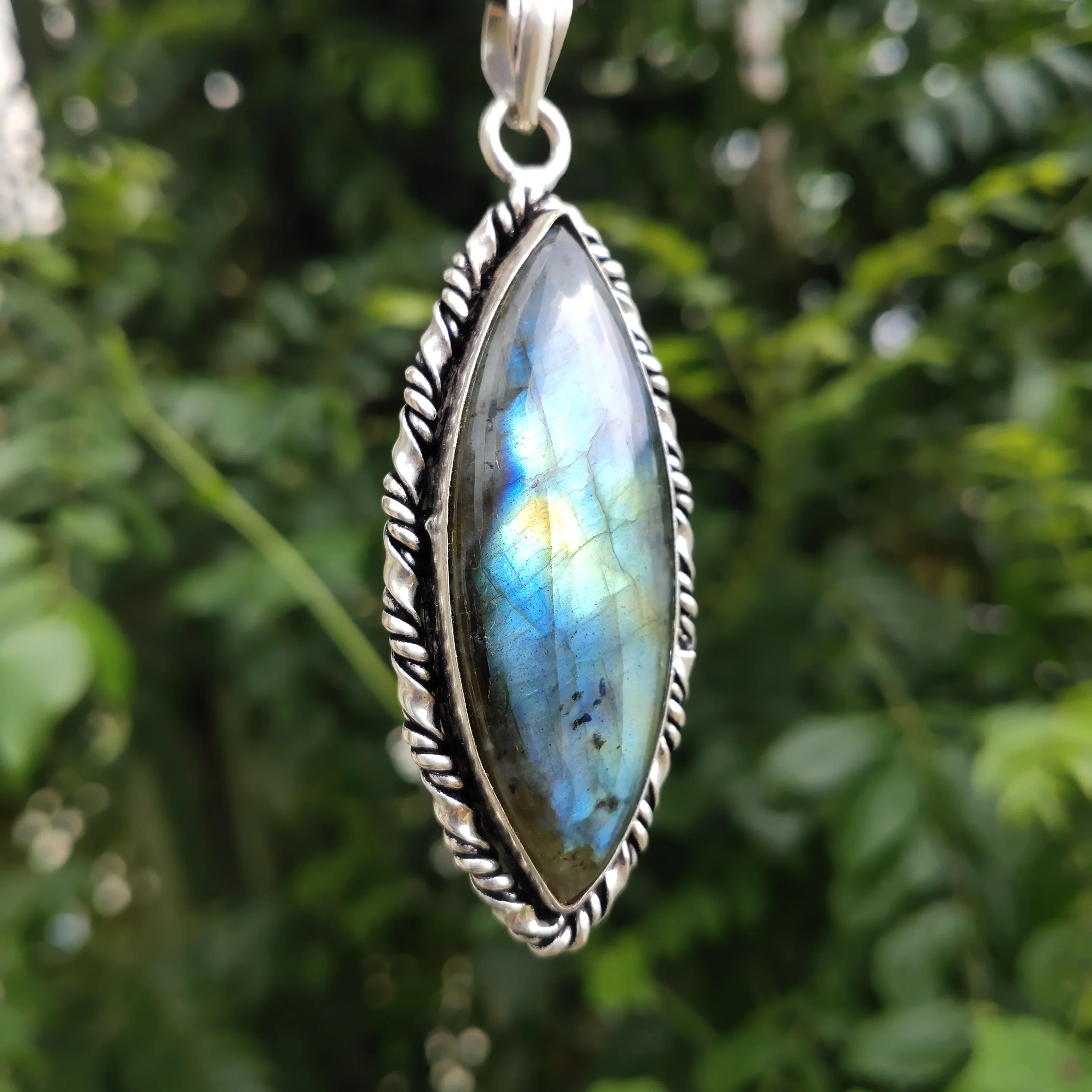 Подвеска-капелька из черного турмалина от Orgone | Подвеска оргонита исцеляющий оргонит