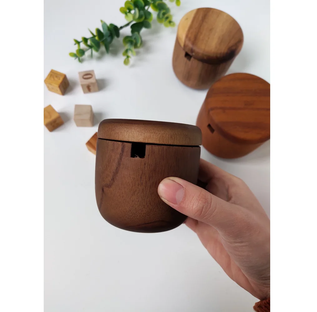 Wooden Acacia Wood Salt Box Salt Keeper With Lid Seasoning Box Spice Jar 100% Wooden Material