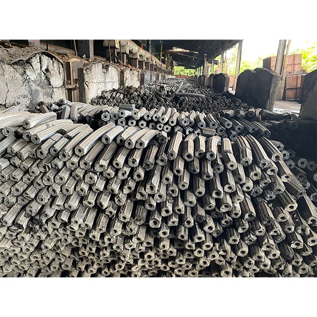 Best Price Natural Product Sawdust Briquette A Grade 16 Pieces of Square Shape Briquette In Shrink Film From Malaysia