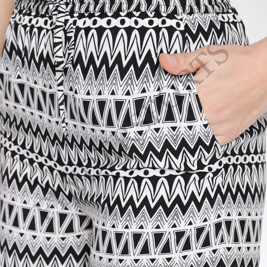 
2021 custom Size Summer Wear Beach Shorts For women Gym Wear Cargo Running Shorts Casual Sports women Running Shorts 