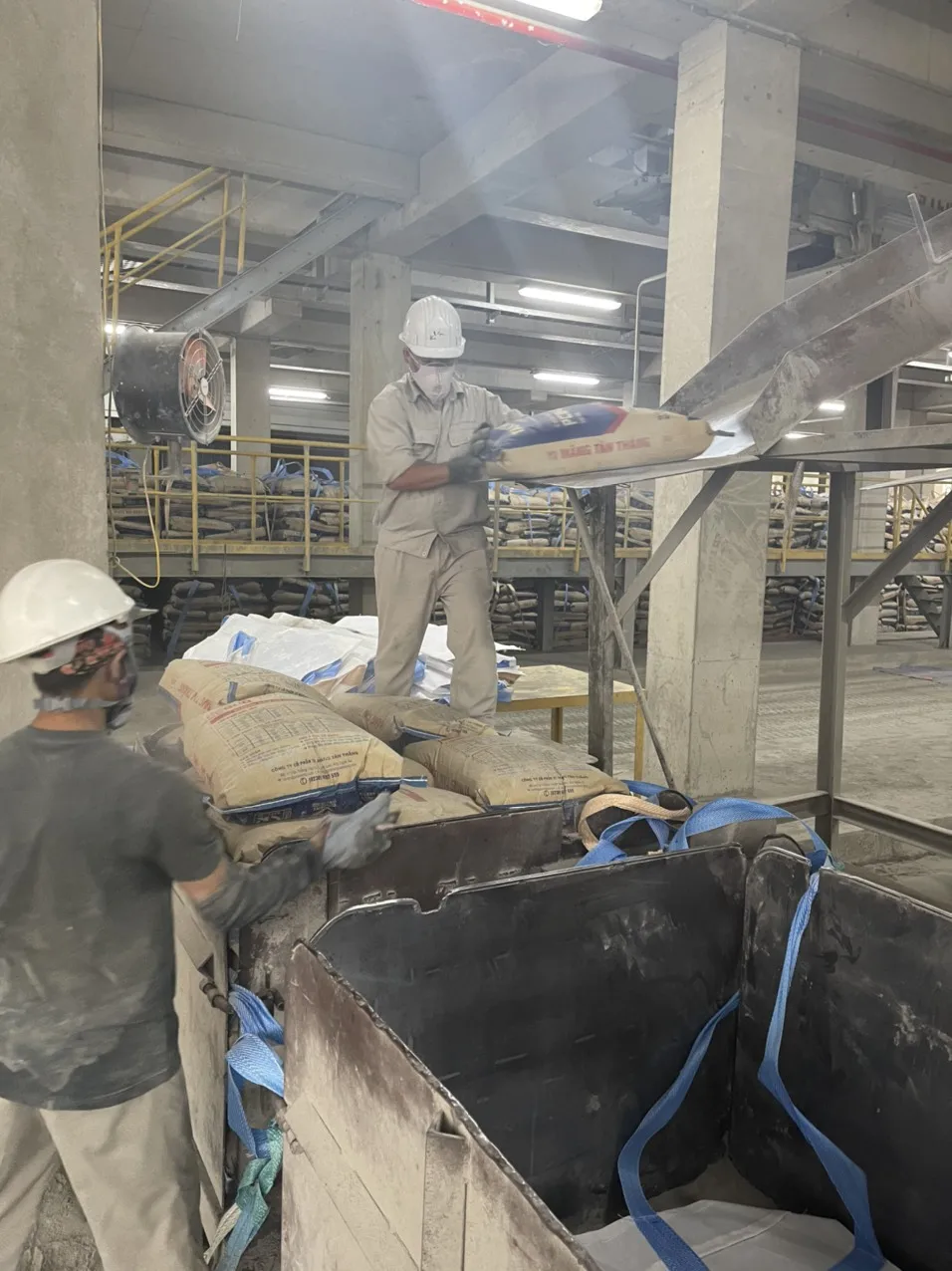 Top Recommended Manufacturing Grey Color Portland Cement Type II