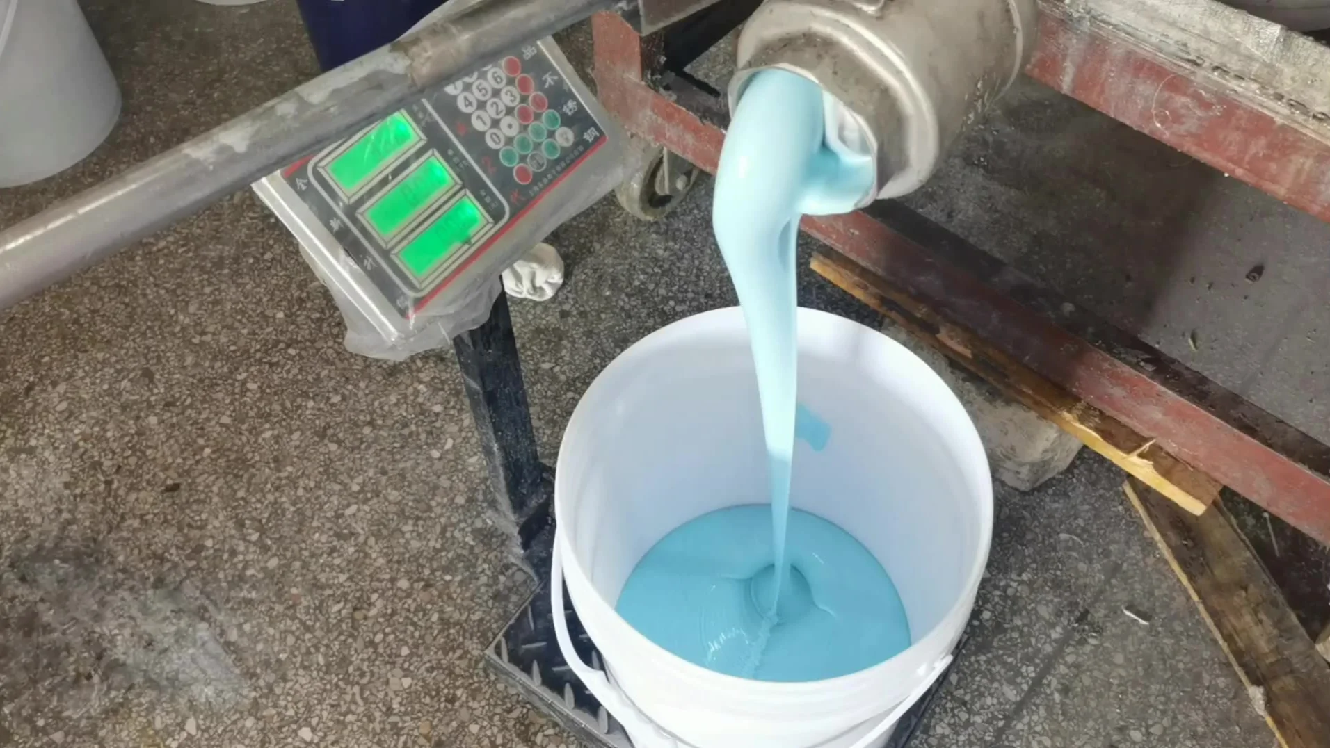 Hardness 20 shore a rtv 2 liquid condensation cure silicone rubber for tire molds making