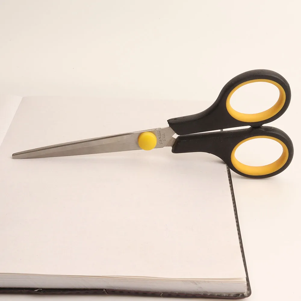 Factory Price Stainless Steel Sharp Blade High quality Multi functional and food safety scissors