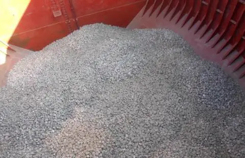  Свиной Утюг является продуктом плавильной железной руды (также ильменит) с высокоуглеродистым топливом и редуктором таким как кокс