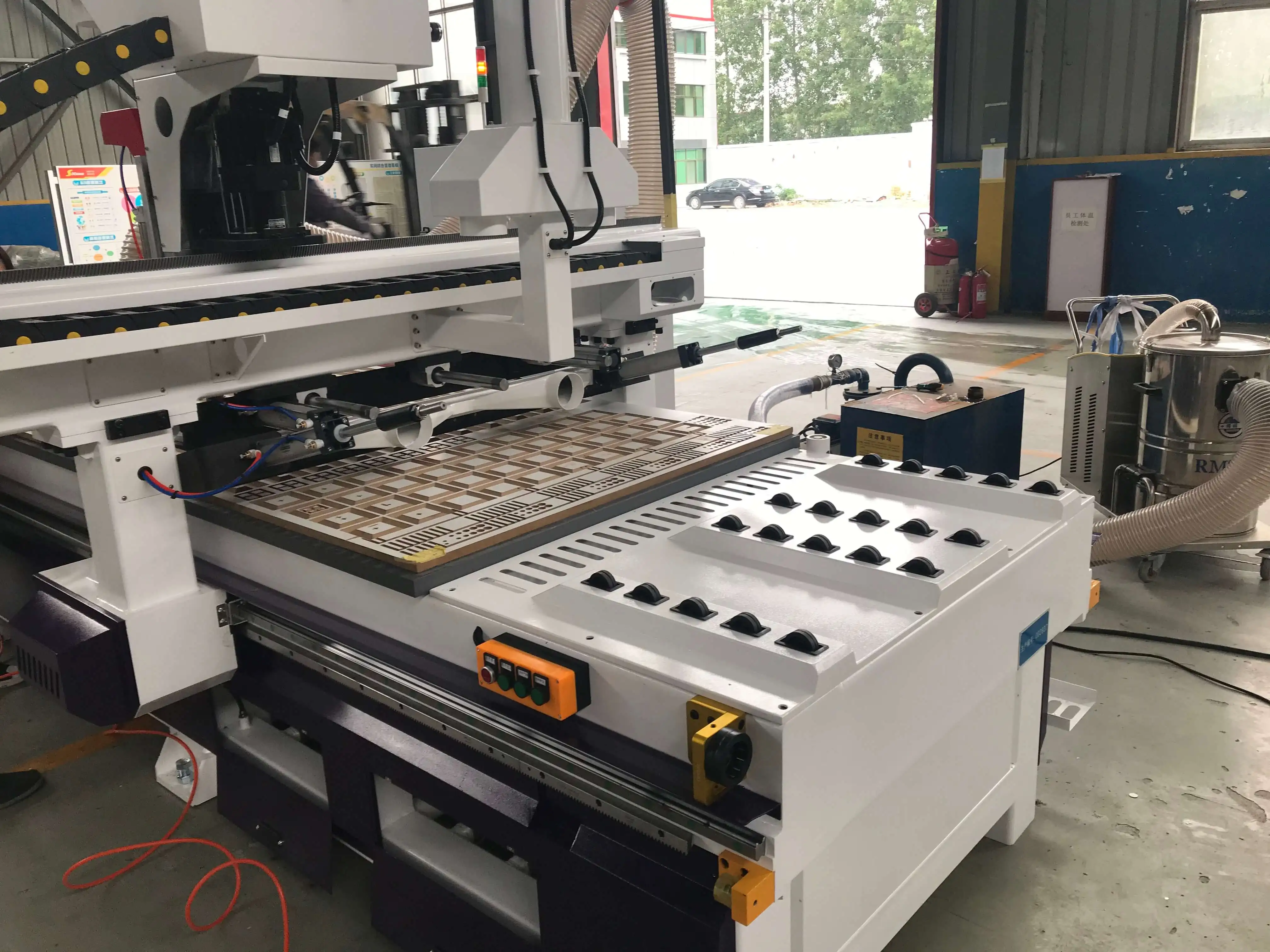 Линейный станок для резки древесины 3d cnc router 1325 продажи в Канаде