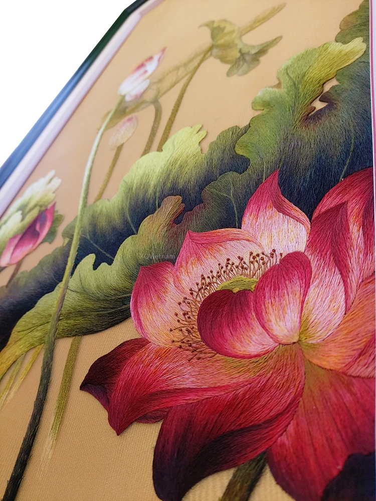 Best Price Vietnam Supplier Wholesale Flower Paintings Summer Fragrance Hand Embroidery Artworks