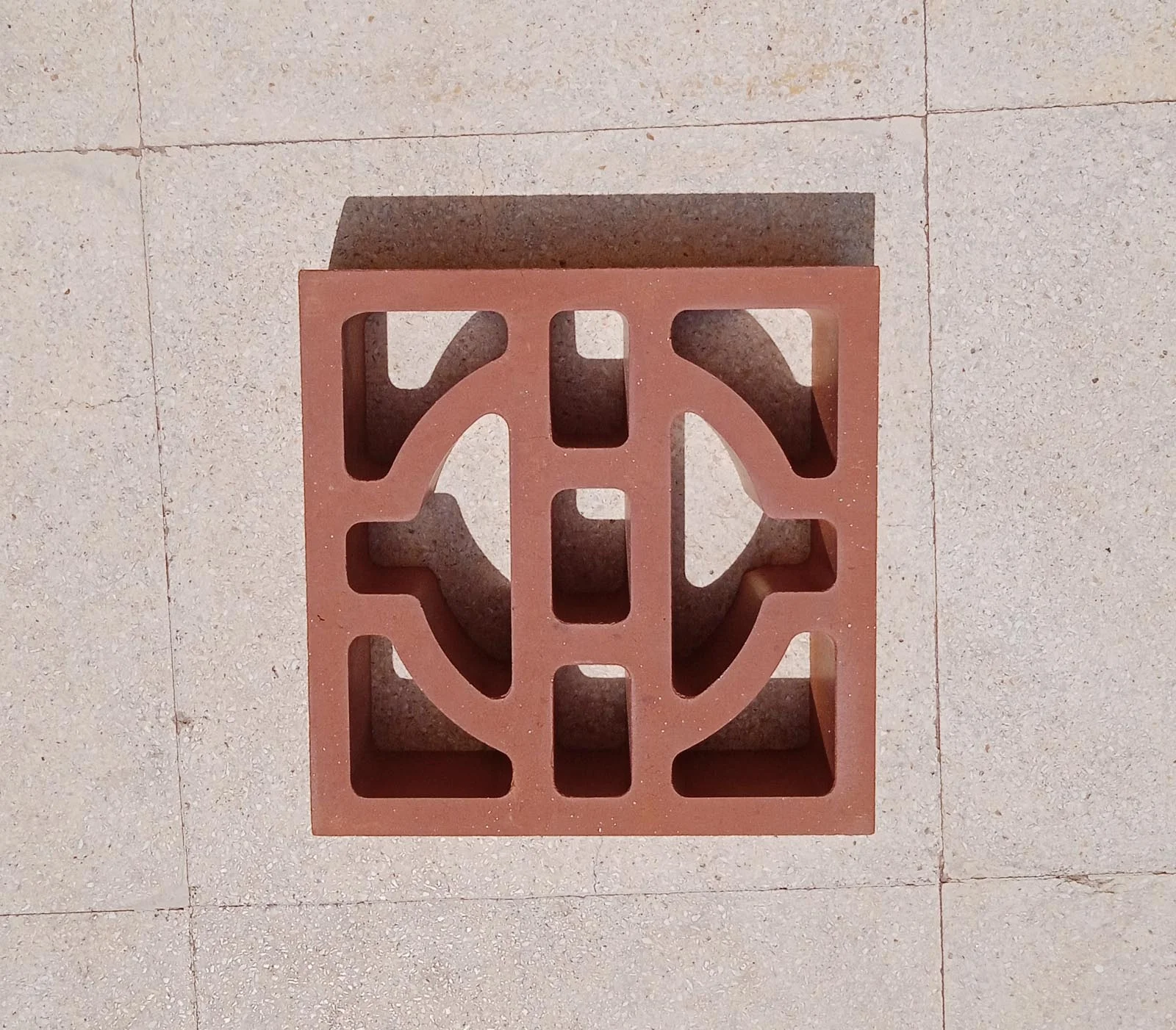 Natural red clay terracotta hollow blocks bricks Jaali tiles used for wall cladding wind brick size 200X200X60 mm Pearl Pattern