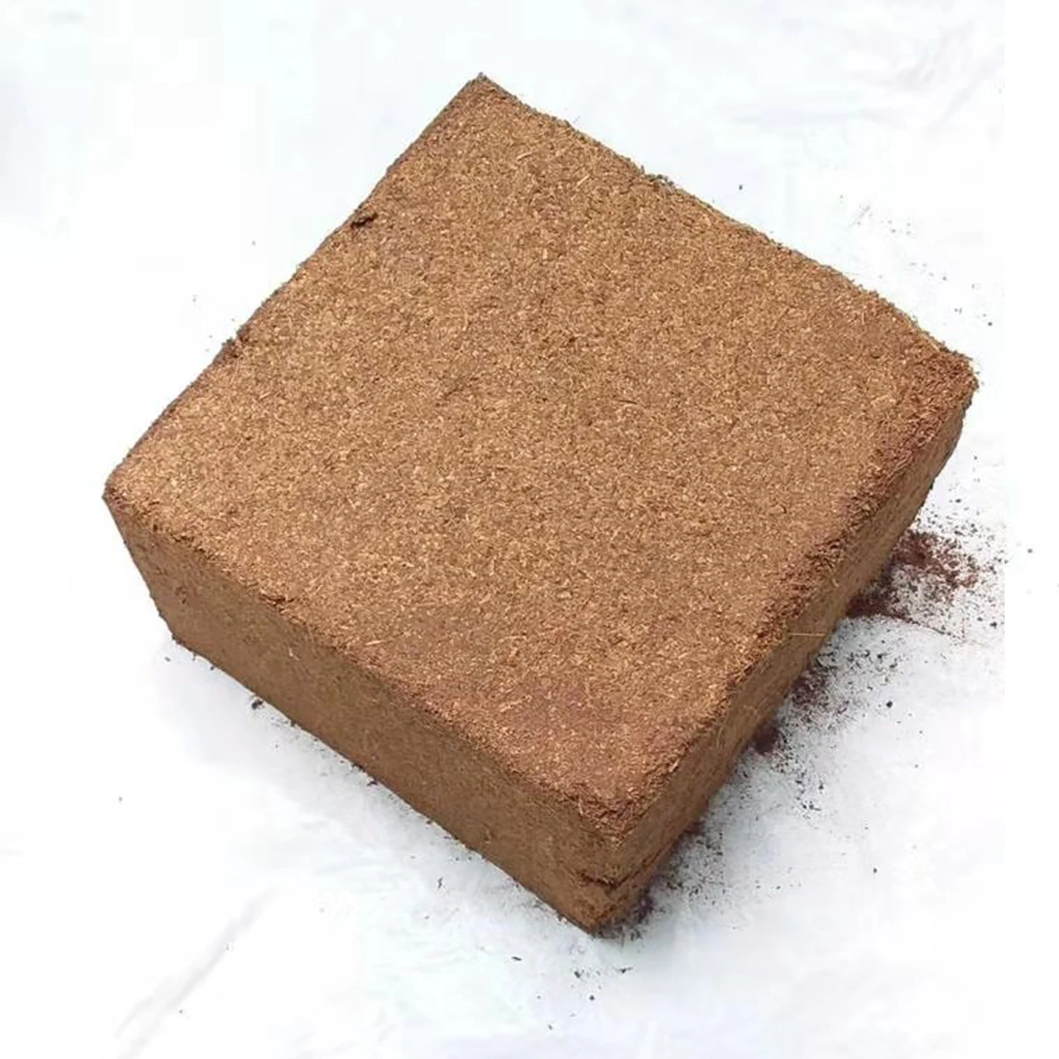 Premium Coco Coir Brick | Compressed Growing Medium/Perfect As Hydroponics Garden Soil/ 100%  Organic and Eco-Friendly Viet Nam