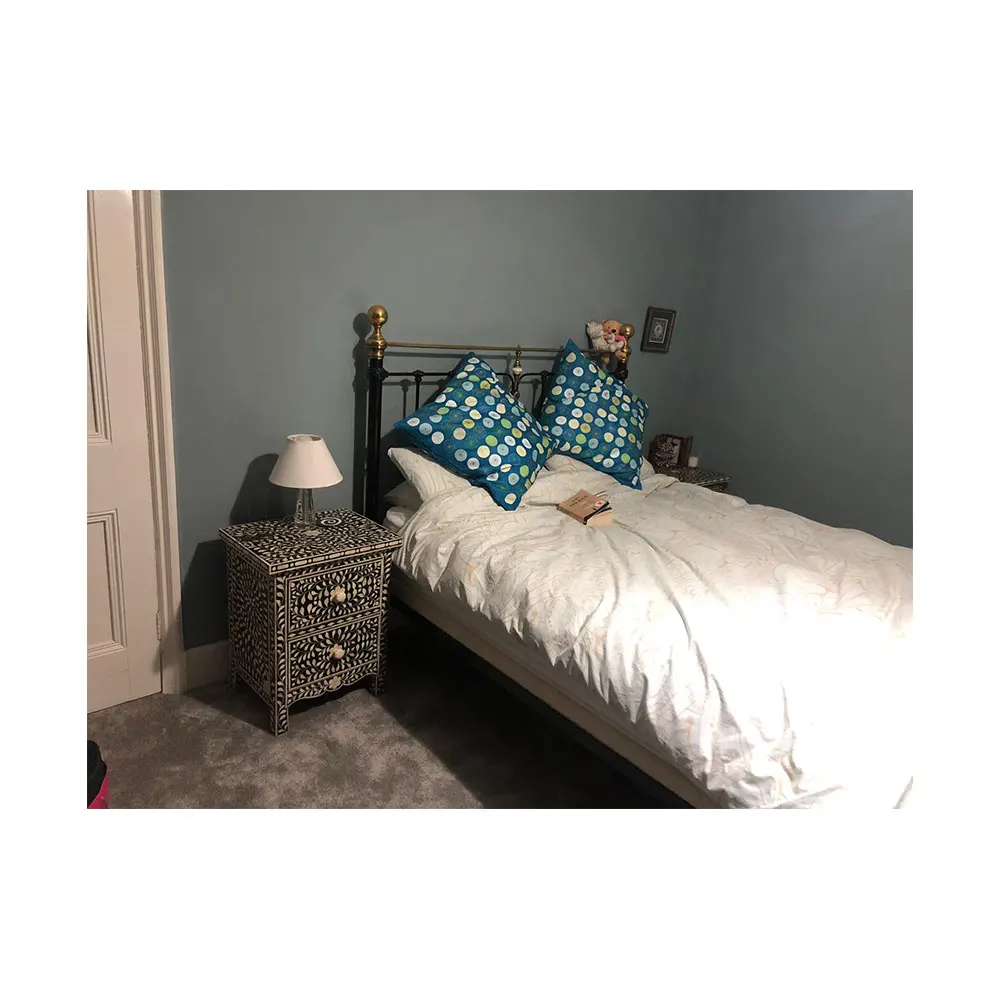 
Mother of Pearl Furniture Bed Side Drawers curved carving decoration in black and white side drawer 