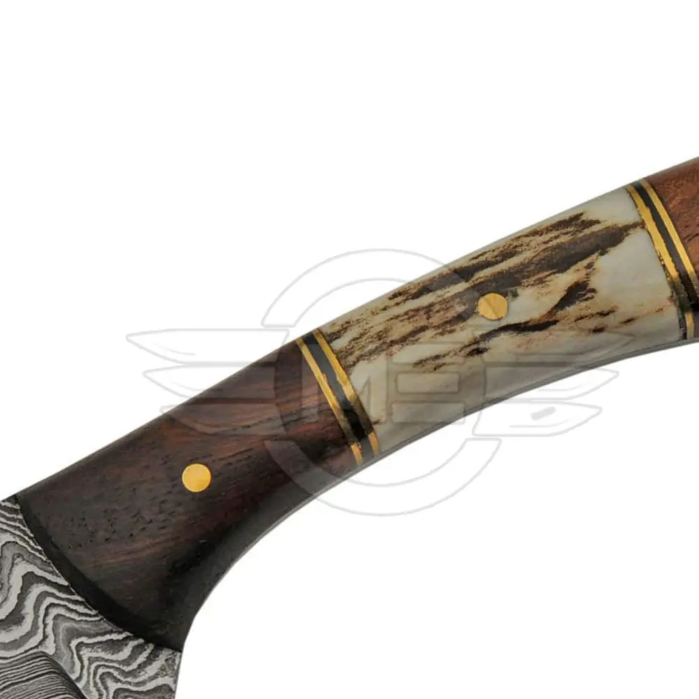 
Custom Hand made Damascus Steel Skinner Knife With Black Buffalo Horn And Brass handle 